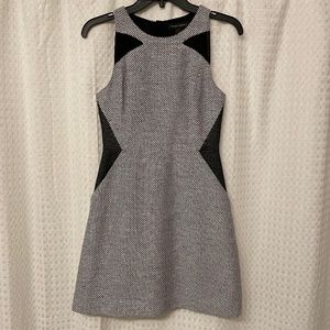 Banana Republic Black & White Dress 0P